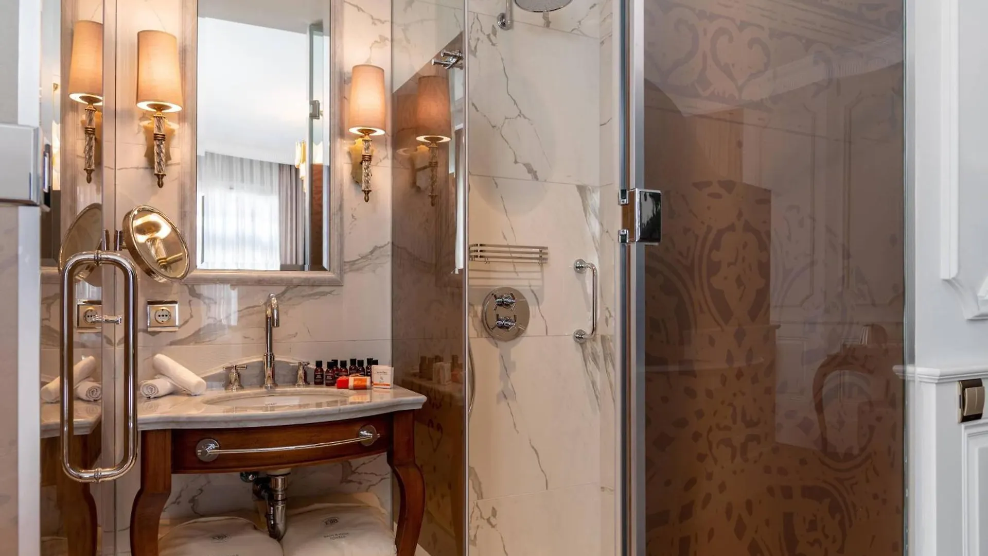 Orientbank Hotel Istanbul, Autograph Collection