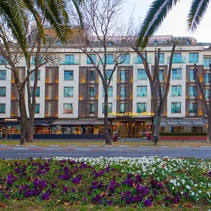 Hotell Dosso Dossi & Downtown